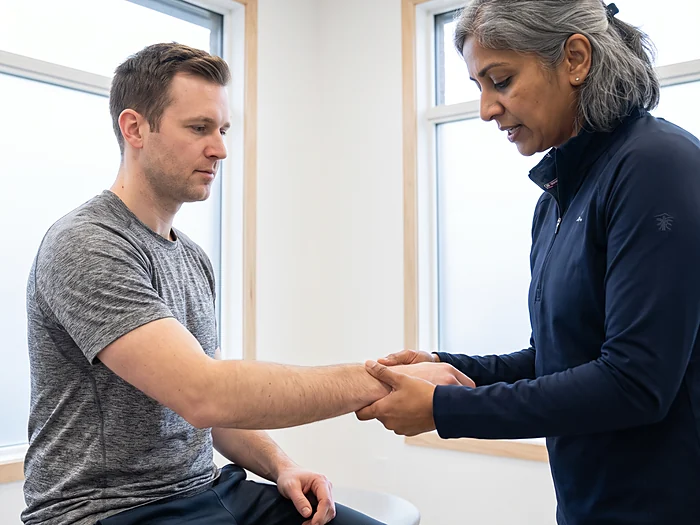 Hands-on wrist assessment during a one-on-one session